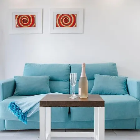 Gabrielle Apartment, Apartment