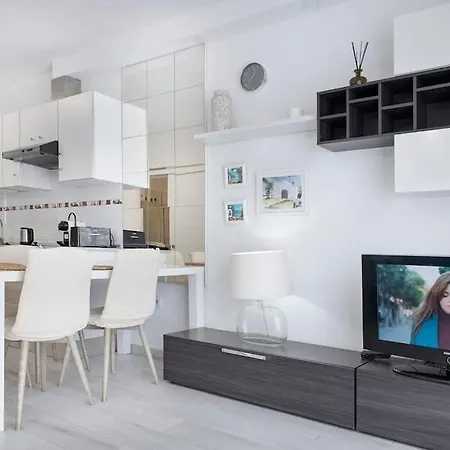 Gabrielle Apartment,
